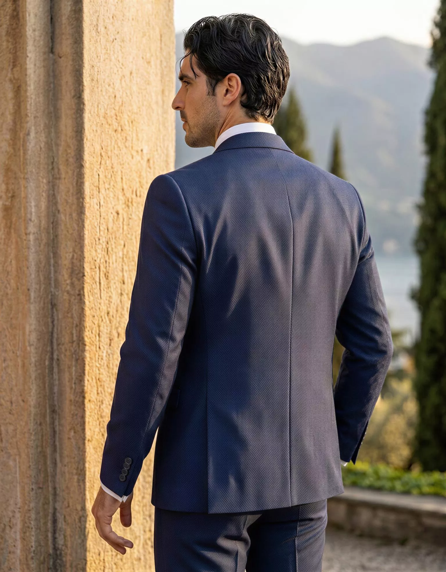 traje-novio-ducale-outletnupcial-atelierdebodas