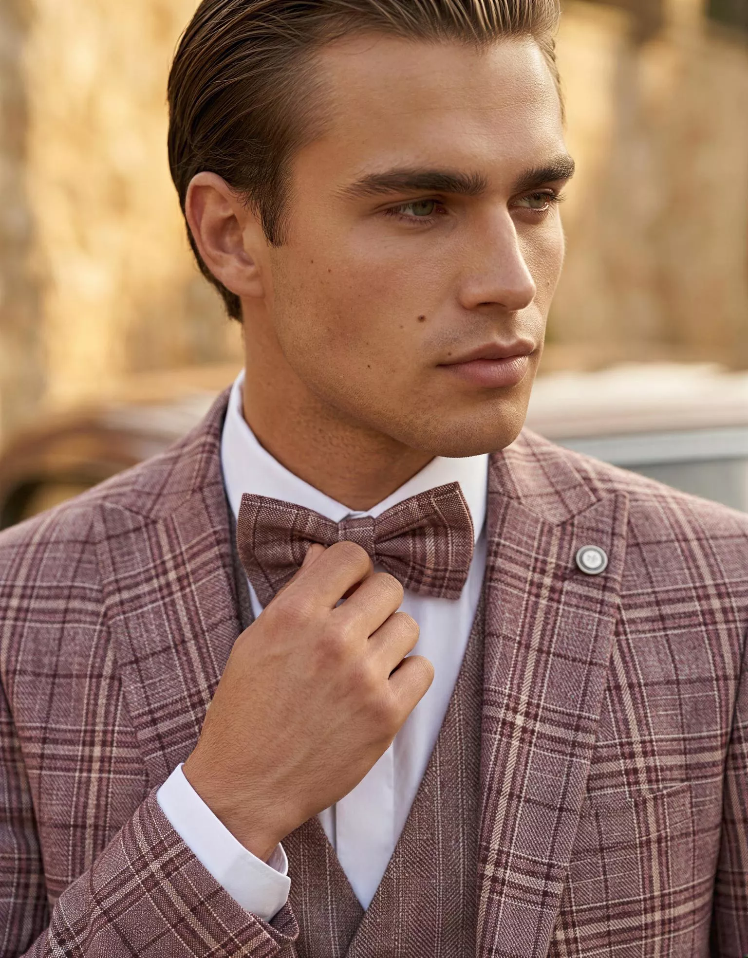 traje-novio-pacheco-outletnupcial-detalle-atelierdebodas