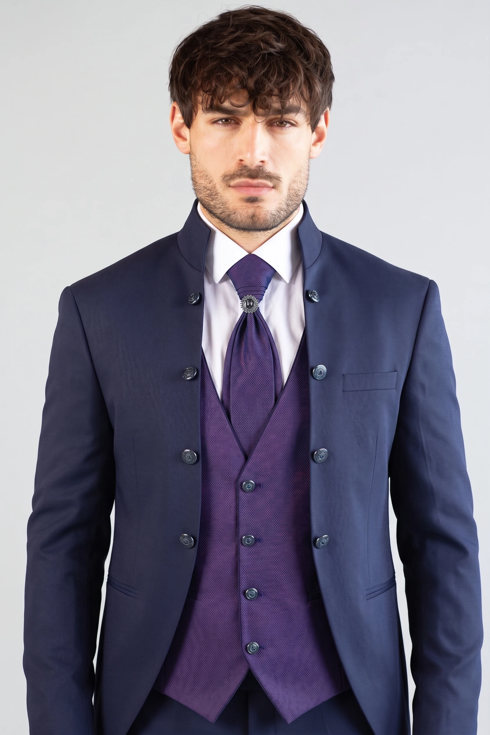 Traje de novio Luk cuello mao outlet - Outlet Nupcial
