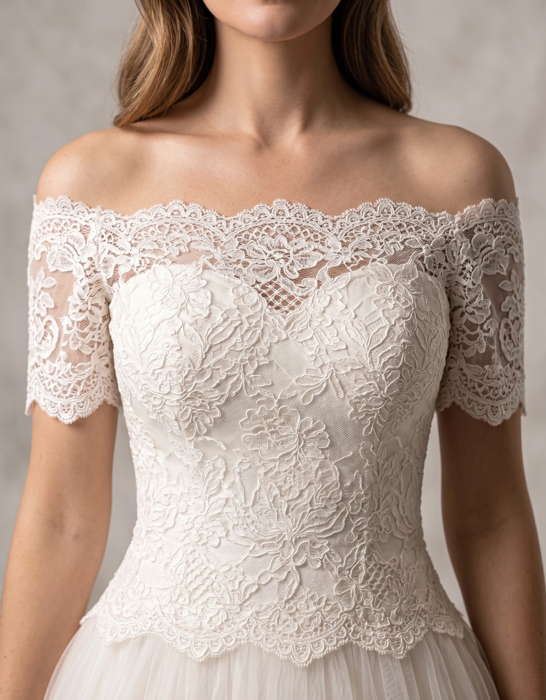 vestido-novia-hadassa-encaje-escotebarco-espaldabardot-detalle-outletnupcial