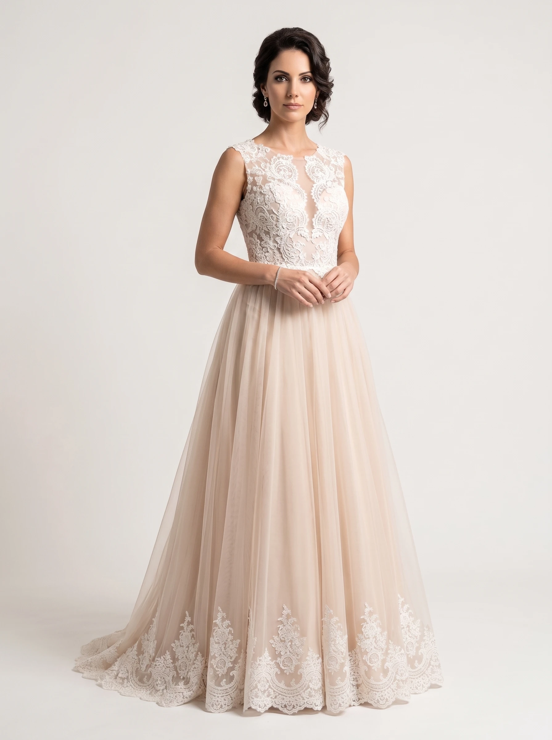 vestido-novia-melania-encaje-escoteredondo-espaldaredondo-frente-outletnupcial